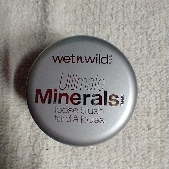 Wet n wild ultimate minerals loose blush 165 barely peach - Picture 1 of 2